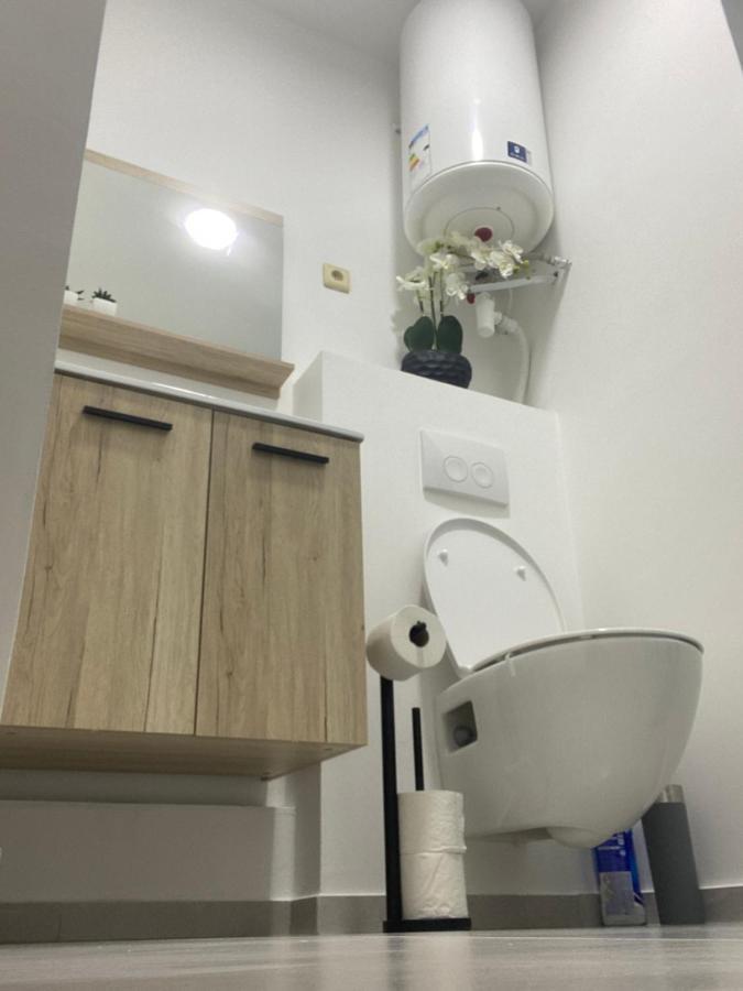1-C Superbe Appartement Tres Calme Et Bien Decore Charleroi Dış mekan fotoğraf